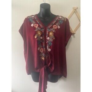 Entro Women’s Burgundy Blouse Size M Embroidered Boho Breezy